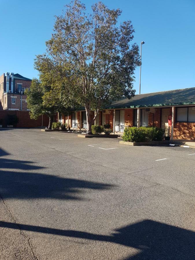 Yambil Inn Griffith Eksteriør billede